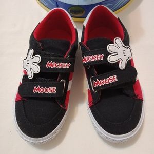 Unisex Mickey Mouse Shoes for kids